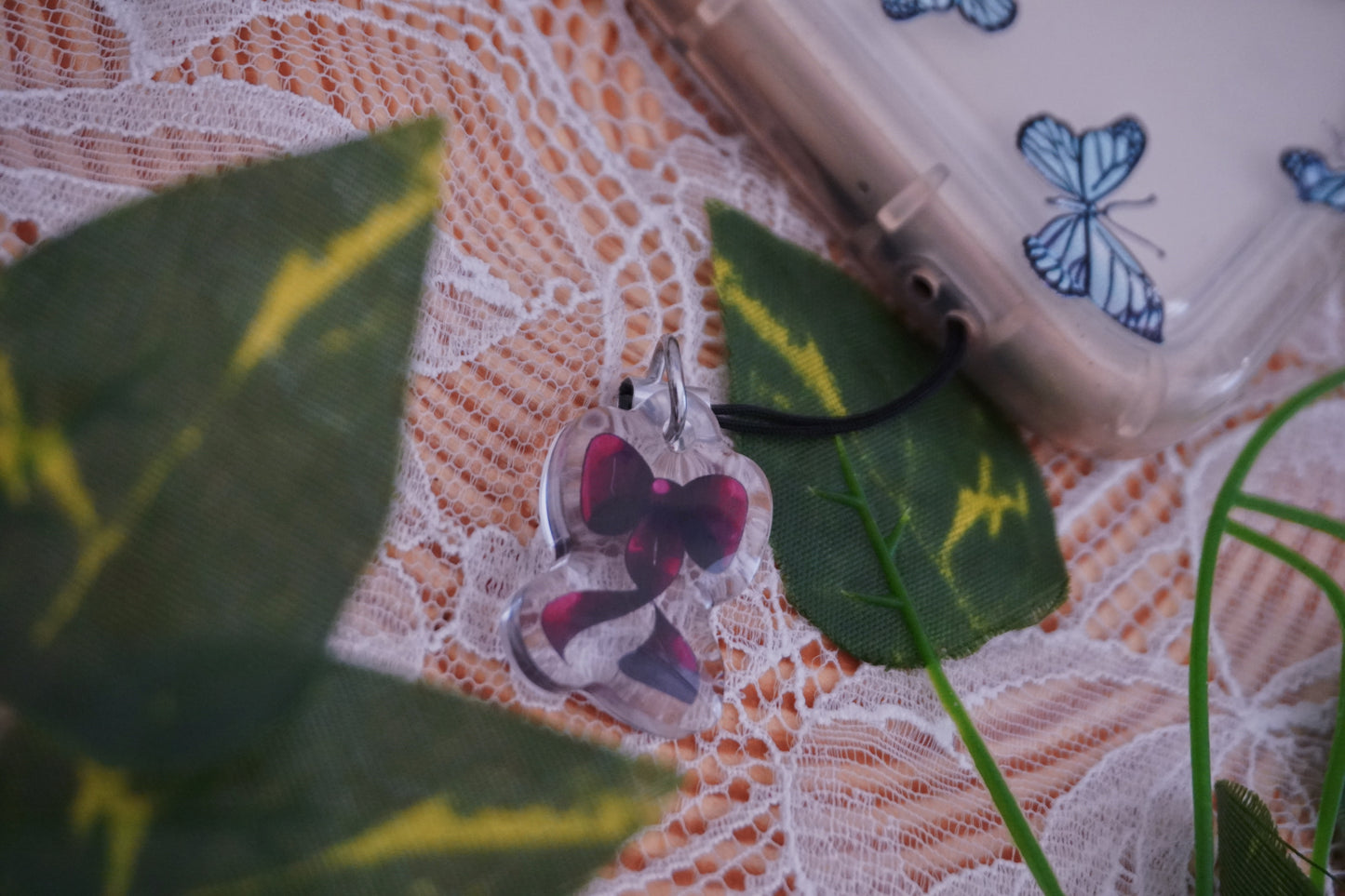 Phone Charm Noeud